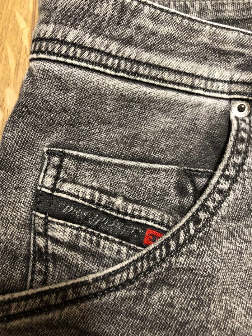 【美品】ディーゼル joggjeans krooley-t グレー size33