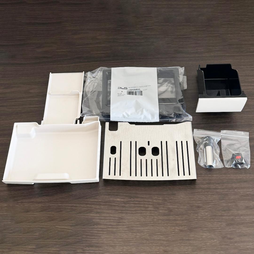 美品　デロンギ　ディナミカ　ECAM35035W 全自動コーヒーマシン