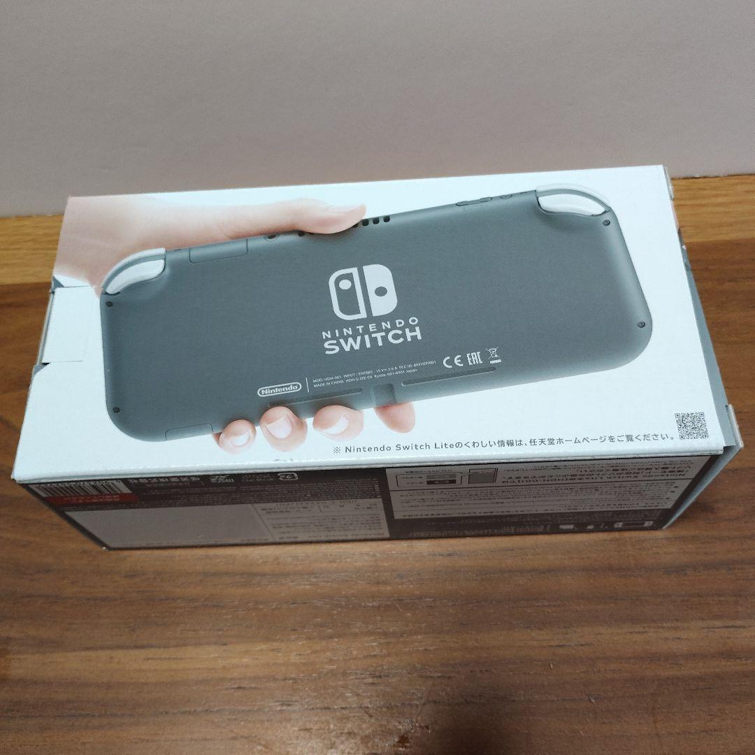 ★任天堂　Switch　ライト　本体　グレー　新品未使用