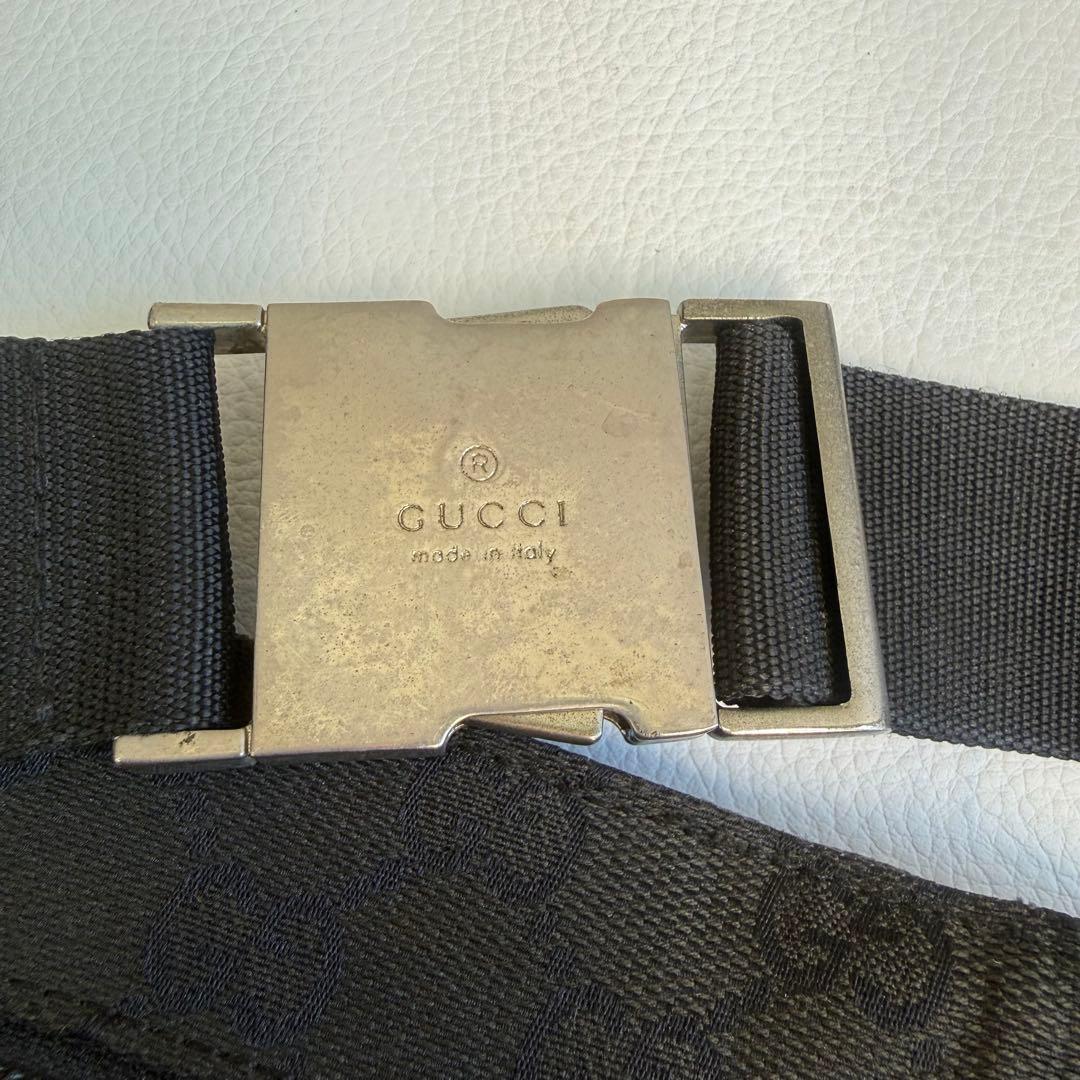 M*a様 GUCCI ボディバッグ ブラック GGキャンバス 保管袋付き