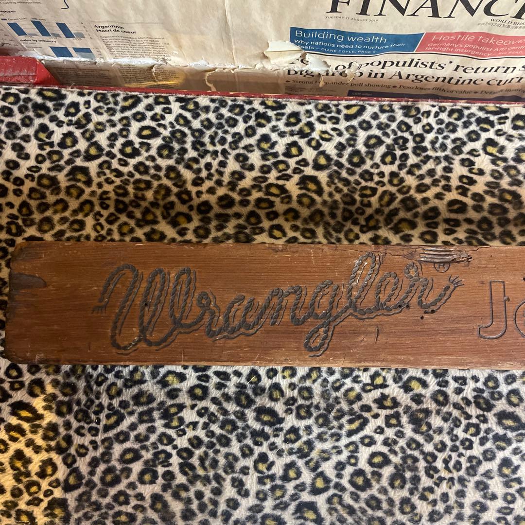 非売品アンティーク　Wrangler 木製ディスプレイブロック