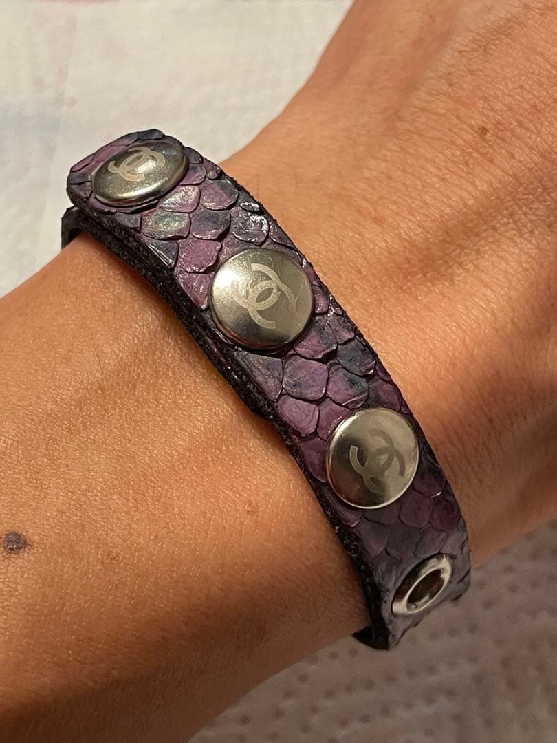 ★【極希少】CHANEL パイソン　レザー　ブレス　ヴィンテージ　パープル★