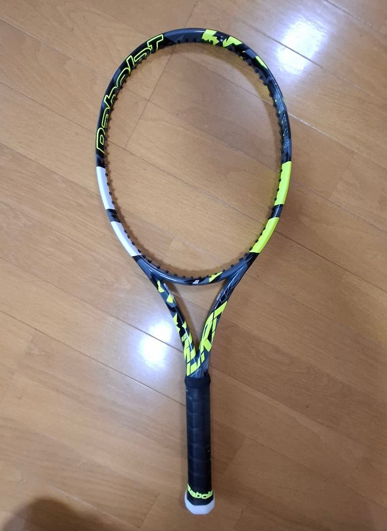 Babolat ピュアアエロ98 グリップ3