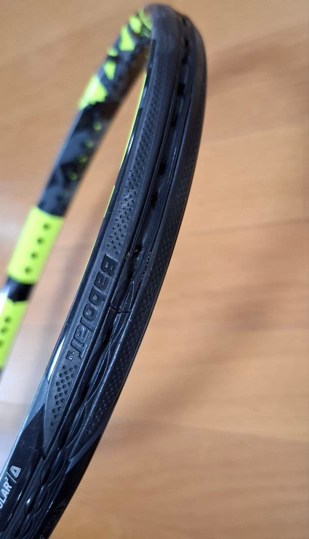 Babolat ピュアアエロ98 グリップ3