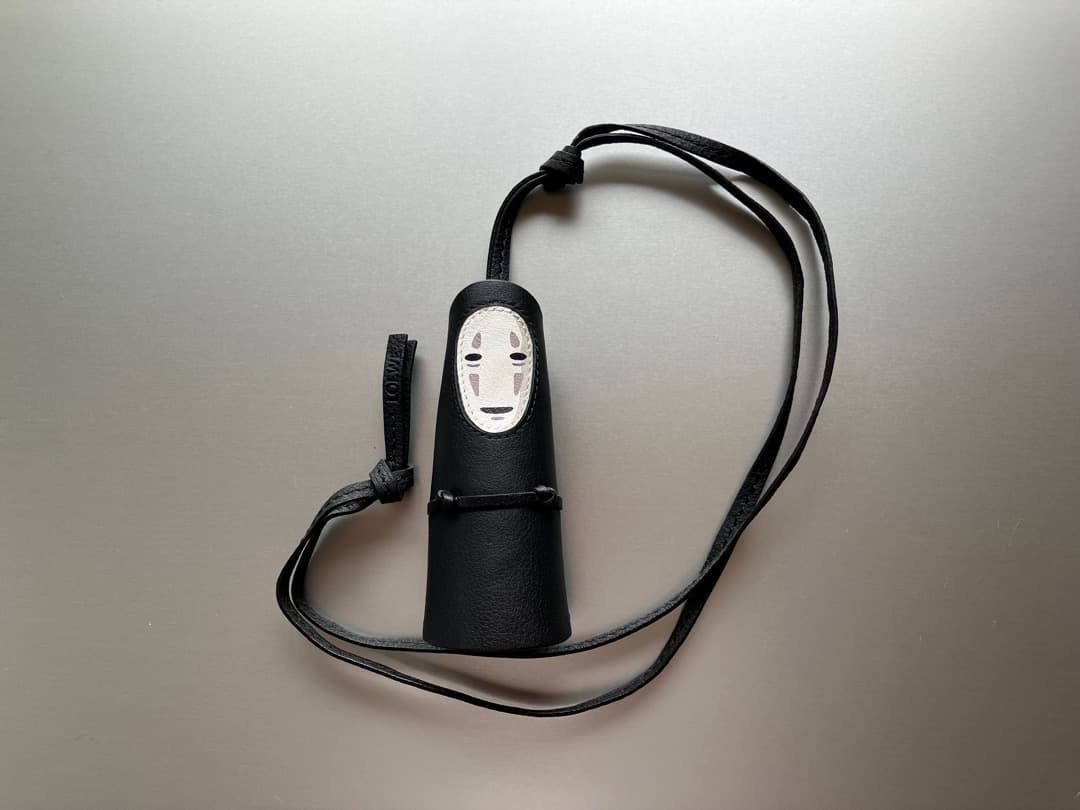 LOEWE (ロエベ) ×スタジオジブリ 千と千尋の神隠し カオナシキーケース