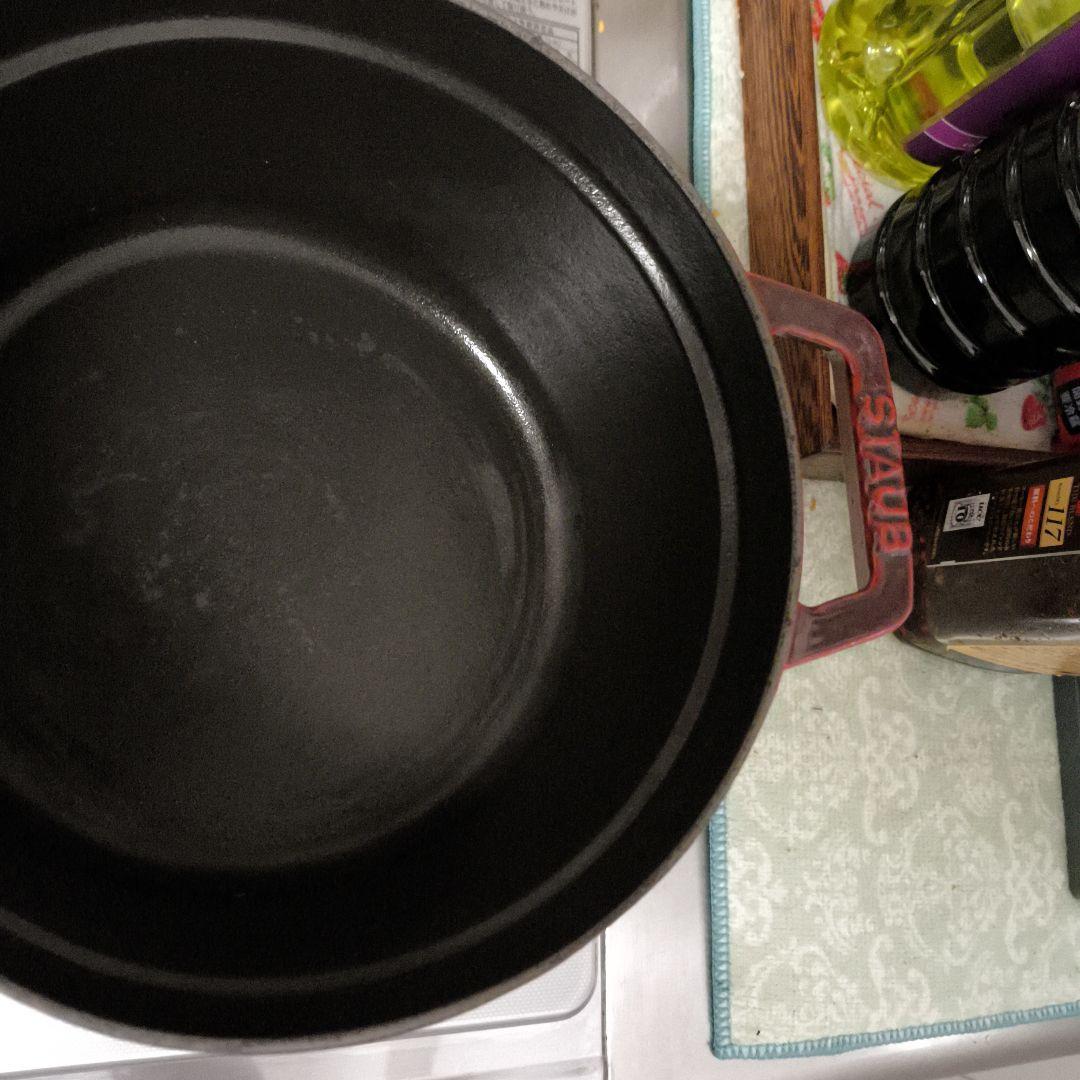 STAUB LA COCOTTE 赤 鍋 20cm 現状品