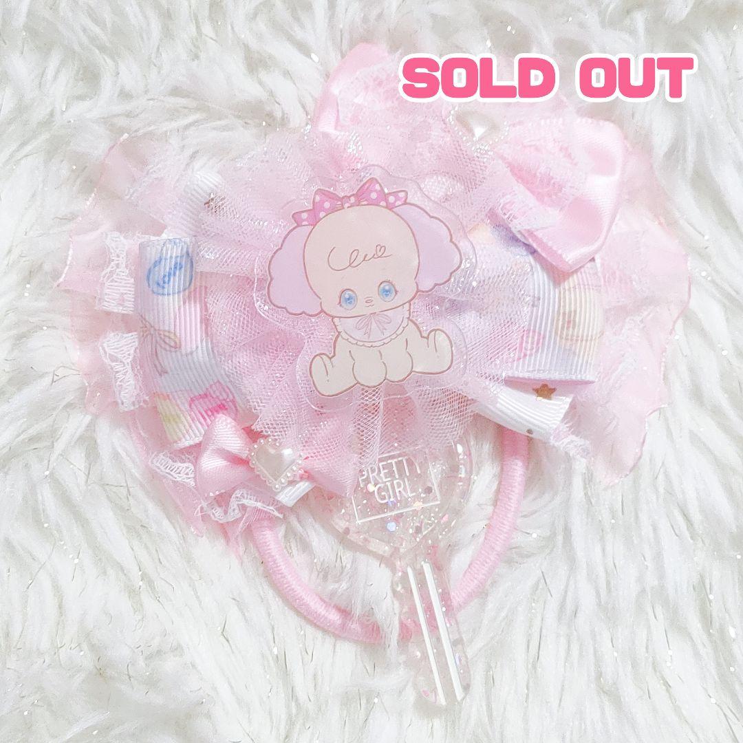 ハンドメイド★キッズリボン★ピンク★大きめ★レースと揺れるチャーム付き