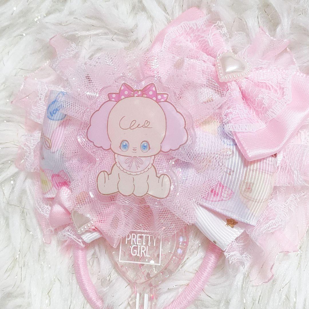 ハンドメイド★キッズリボン★ピンク★大きめ★レースと揺れるチャーム付き