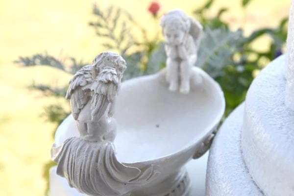 天使の彫刻 小物入れ