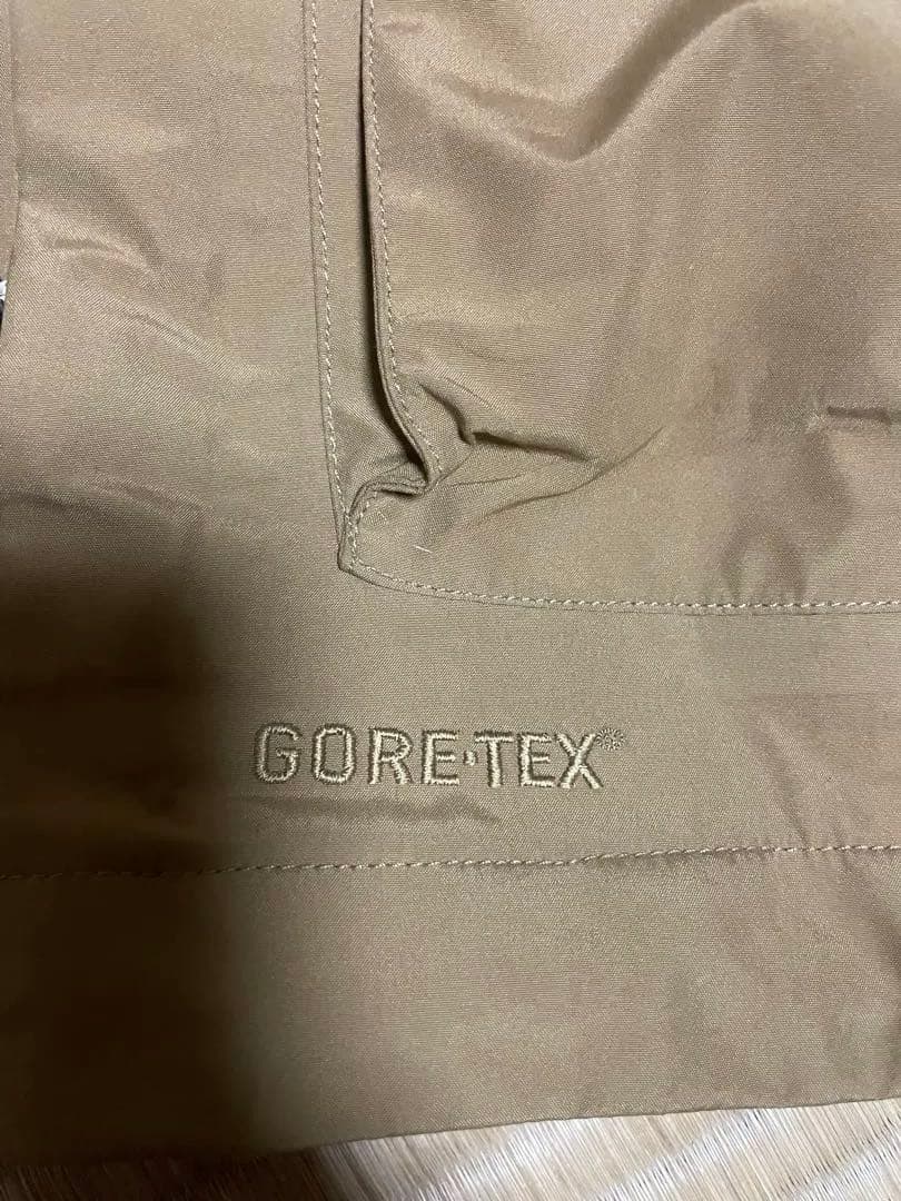 Nike acg マウンテンパーカー　GORE-TEX supreme好きにも