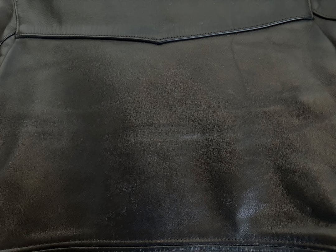 ブラックレザーダブルライダースジャケット　32