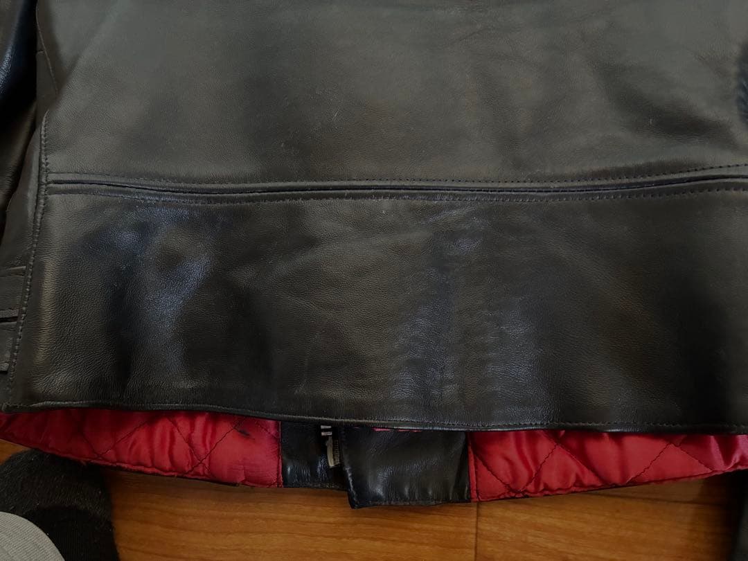 ブラックレザーダブルライダースジャケット　32