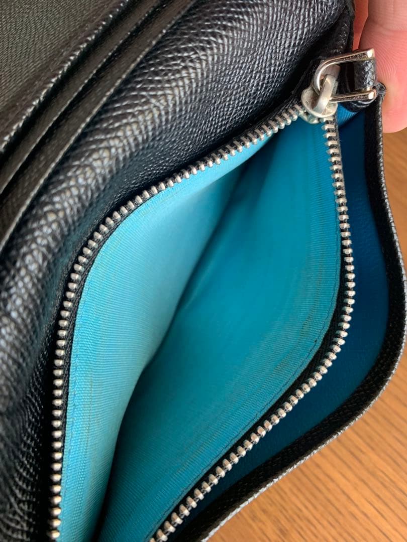 ブルガリBVLGARI 長財布黒　ロゴリング