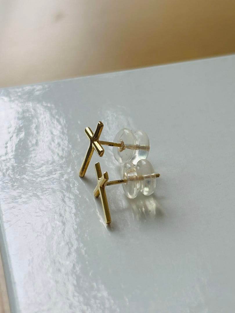 18金 K18ゴールド 新品 クロスモチーフピアス　10mm 0.70g 日本製