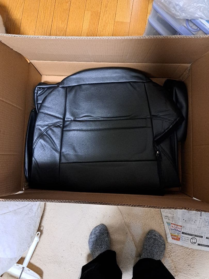 日野プロフィア、Aur トランジートシートカバー 黒