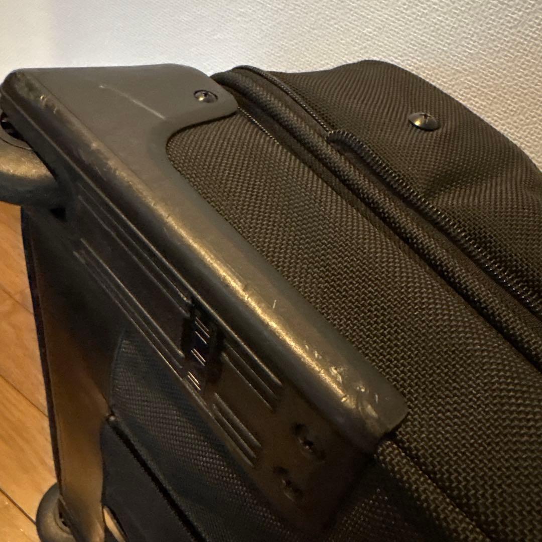 TUMI 黒 ビジネスキャリー　トゥミ キャリーオンバッグ26003D4