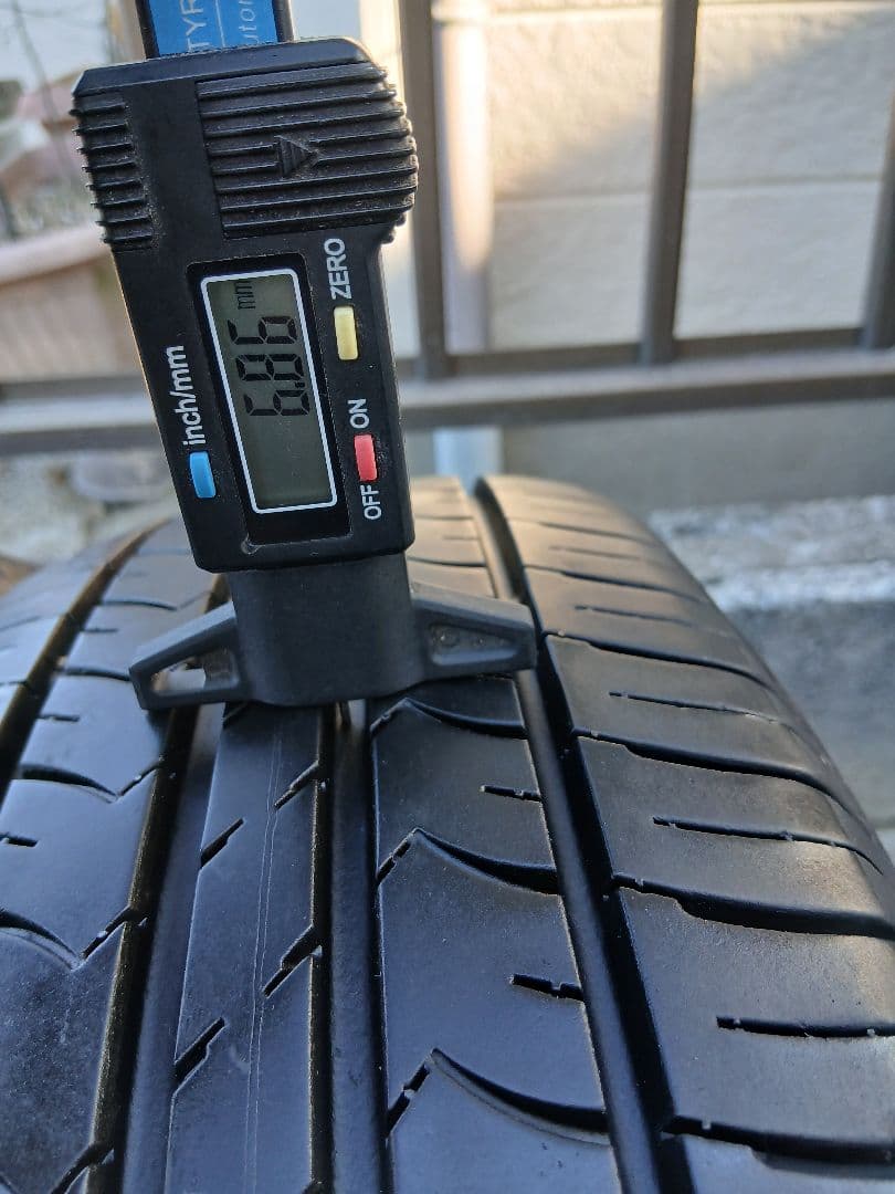 ②GOOD YEAR Efficient grip 195/65R15　2本