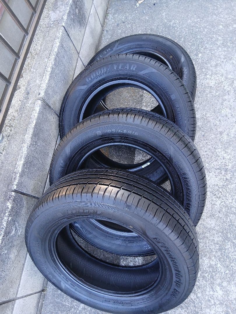 ②GOOD YEAR Efficient grip 195/65R15　2本