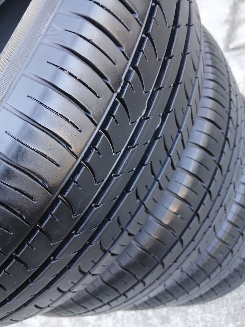 ②GOOD YEAR Efficient grip 195/65R15　2本