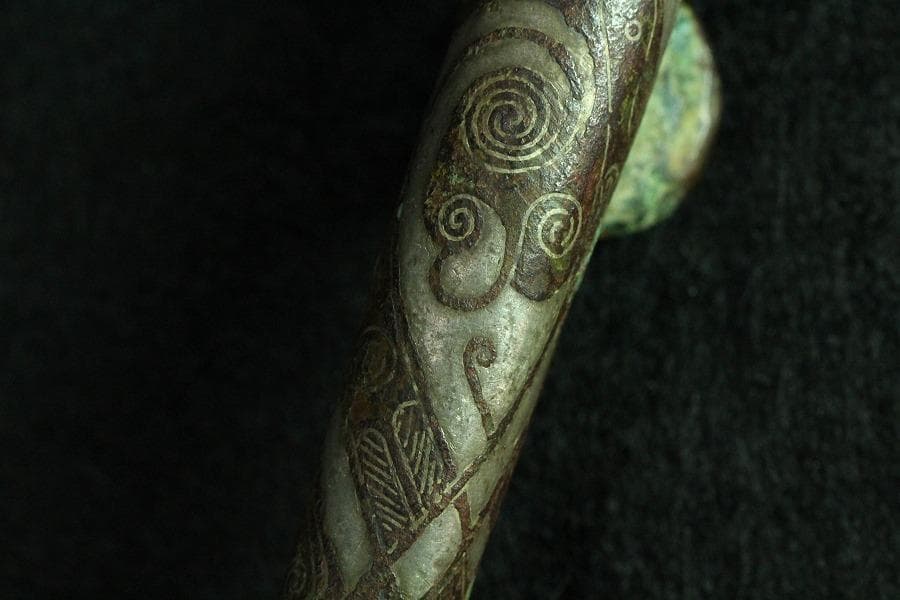 中国美術 青銅 銀象嵌 帯駒 古美術(K-BB491)