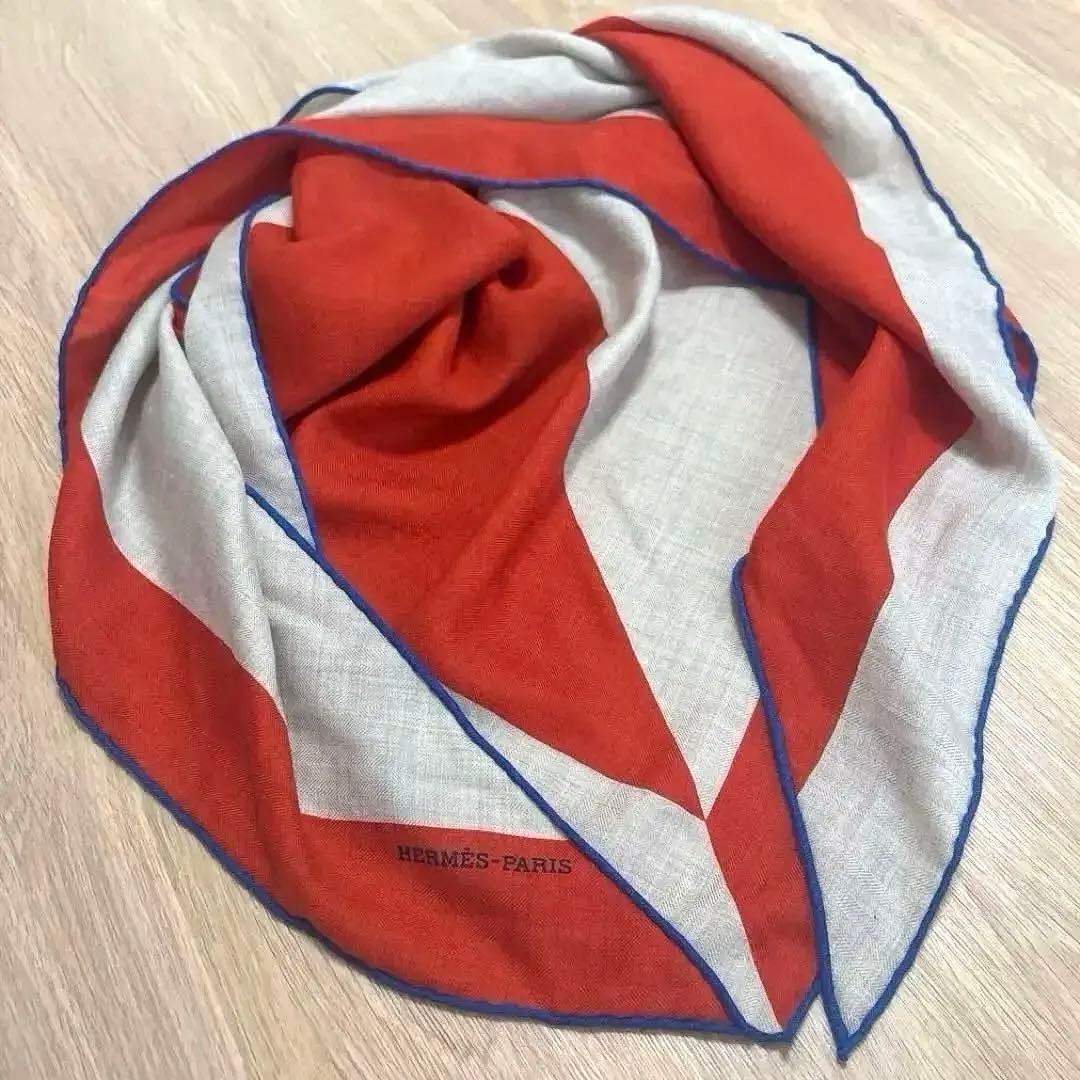 エルメス　カシシル　トライアングルジェアン　カシミアシルク　美品　スカーフ
