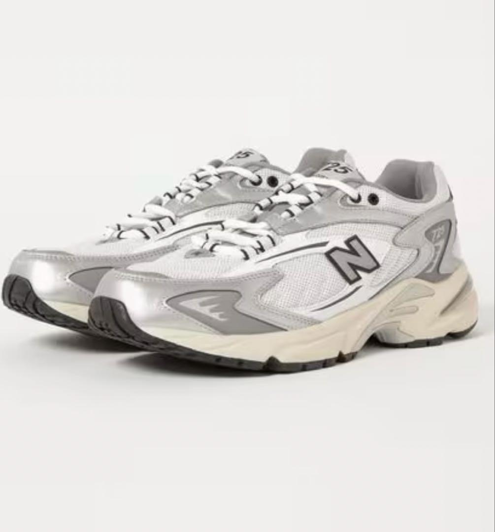 新品未使用品　ニューバランス　725 24.5cm