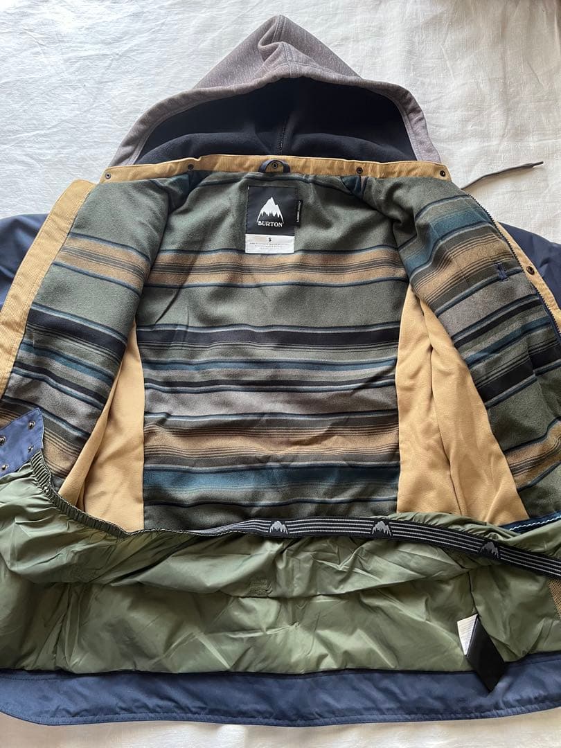 Burton スノーボードジャケット S