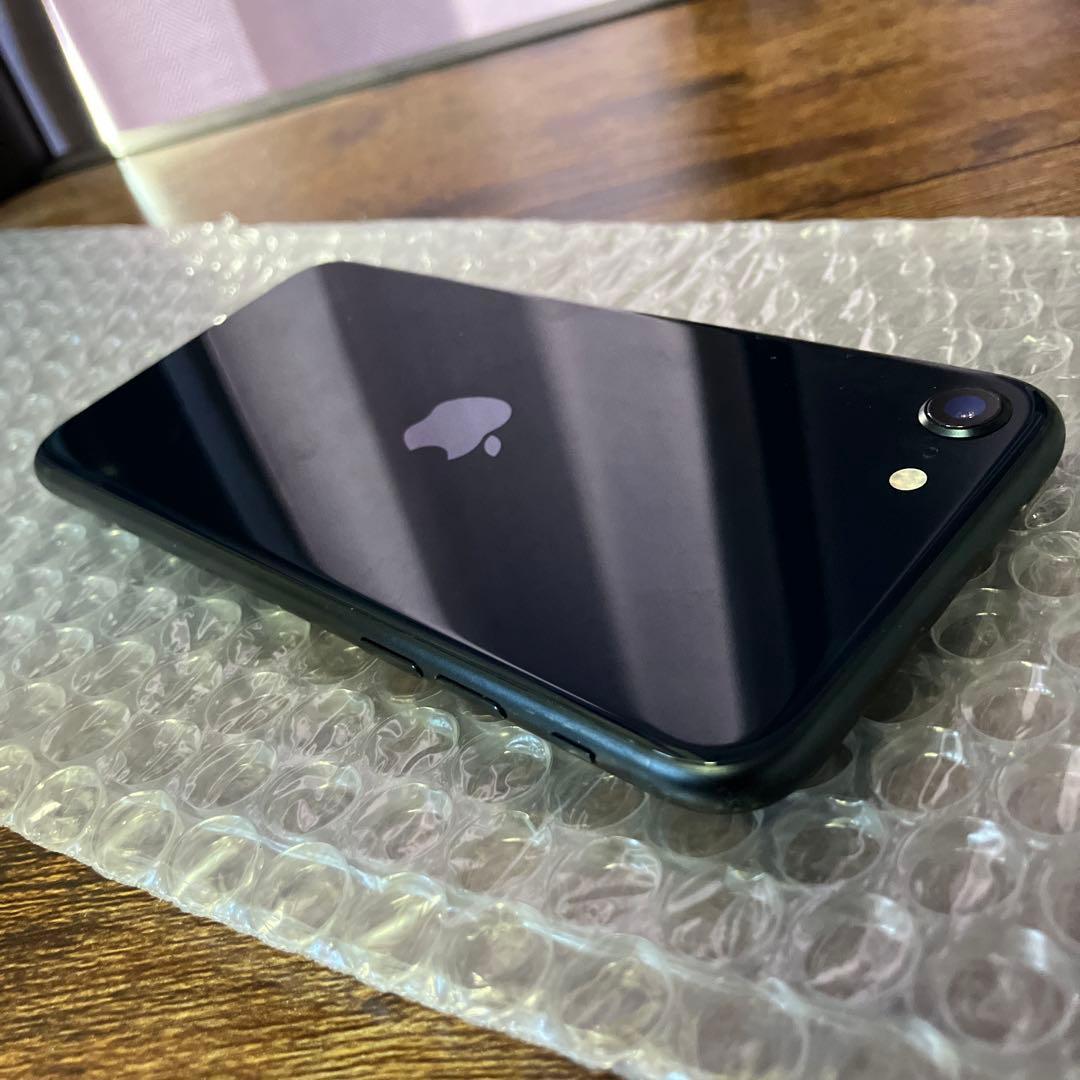 iPhone SE 第3世代　SIMフリー　SE3 MMYC3J/A