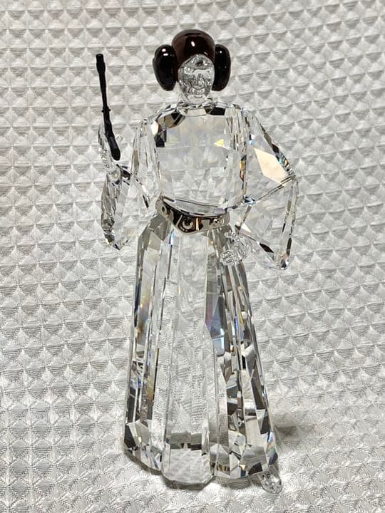 入手困難！スワロフスキースターウォーズ　PRINCESS レイア姫　新品未使用