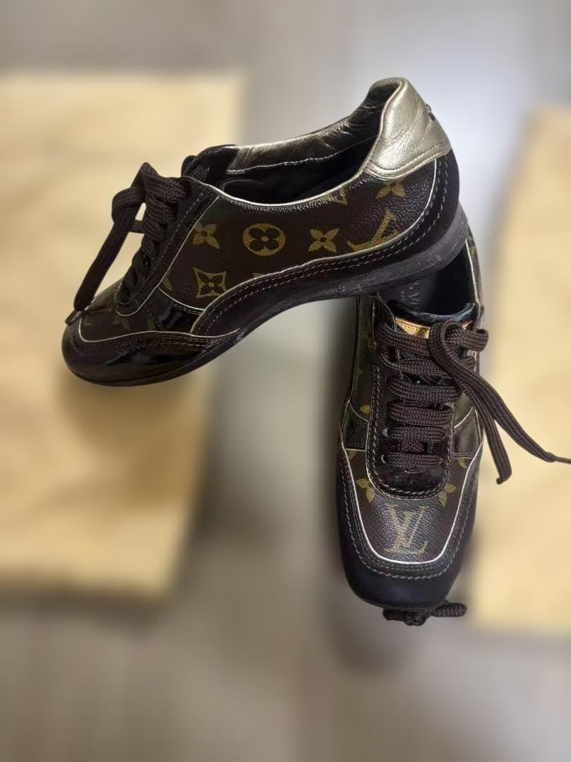 Louis Vuitton スニーカー 36 サイズ