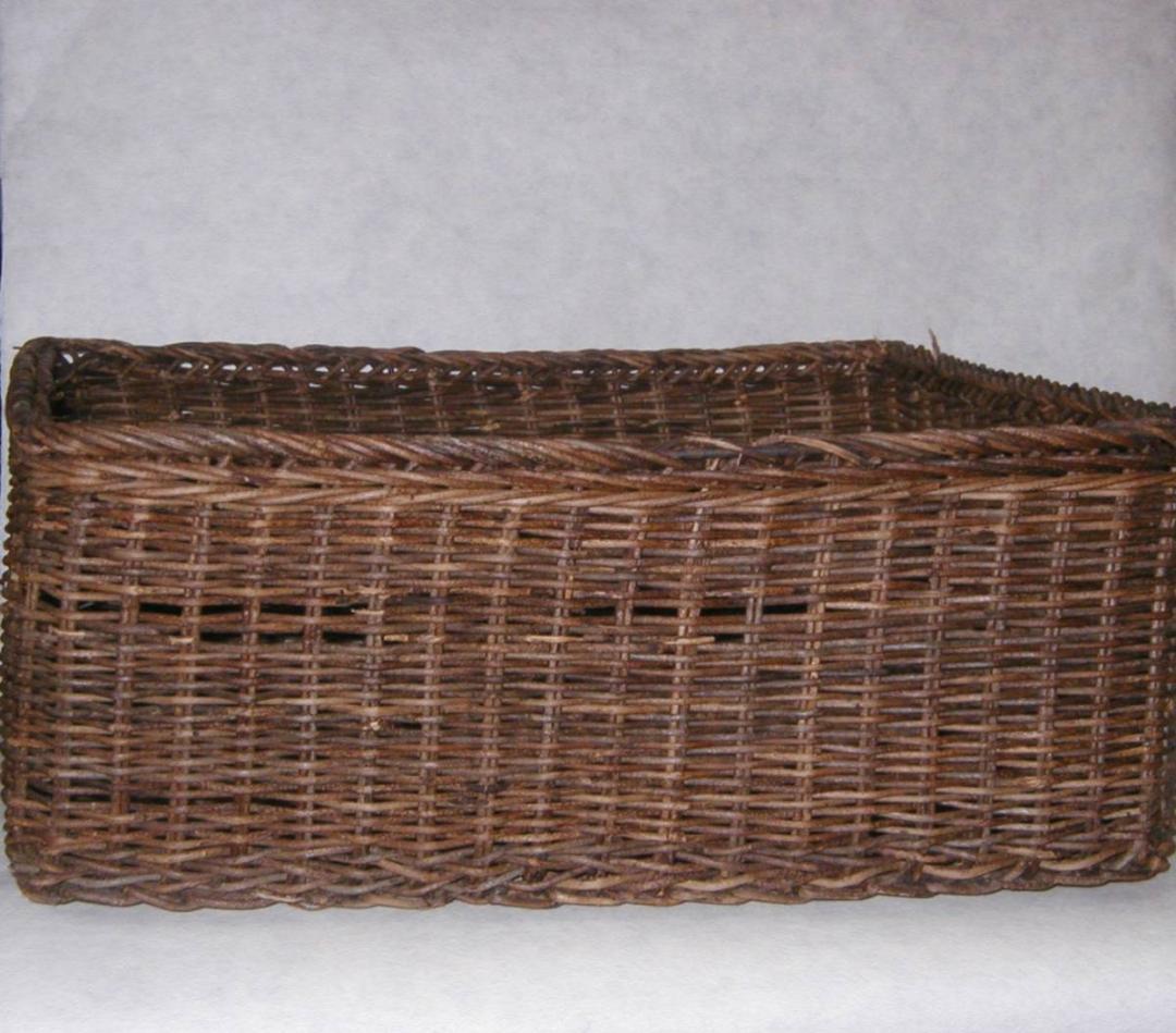 あけび篭「並編角篭（４６ｘ４６ｘ１９ｃｍ）」【 送料確認用出品 】