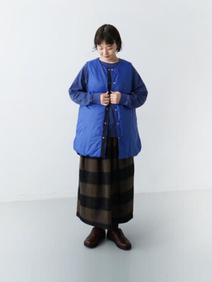 ひなたです✨ ナチュラルランドリー リバーシブルミドルダウンベスト