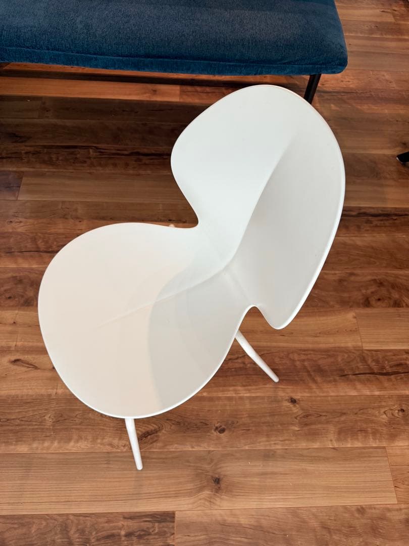 カリガリス　ダイニング　チェア