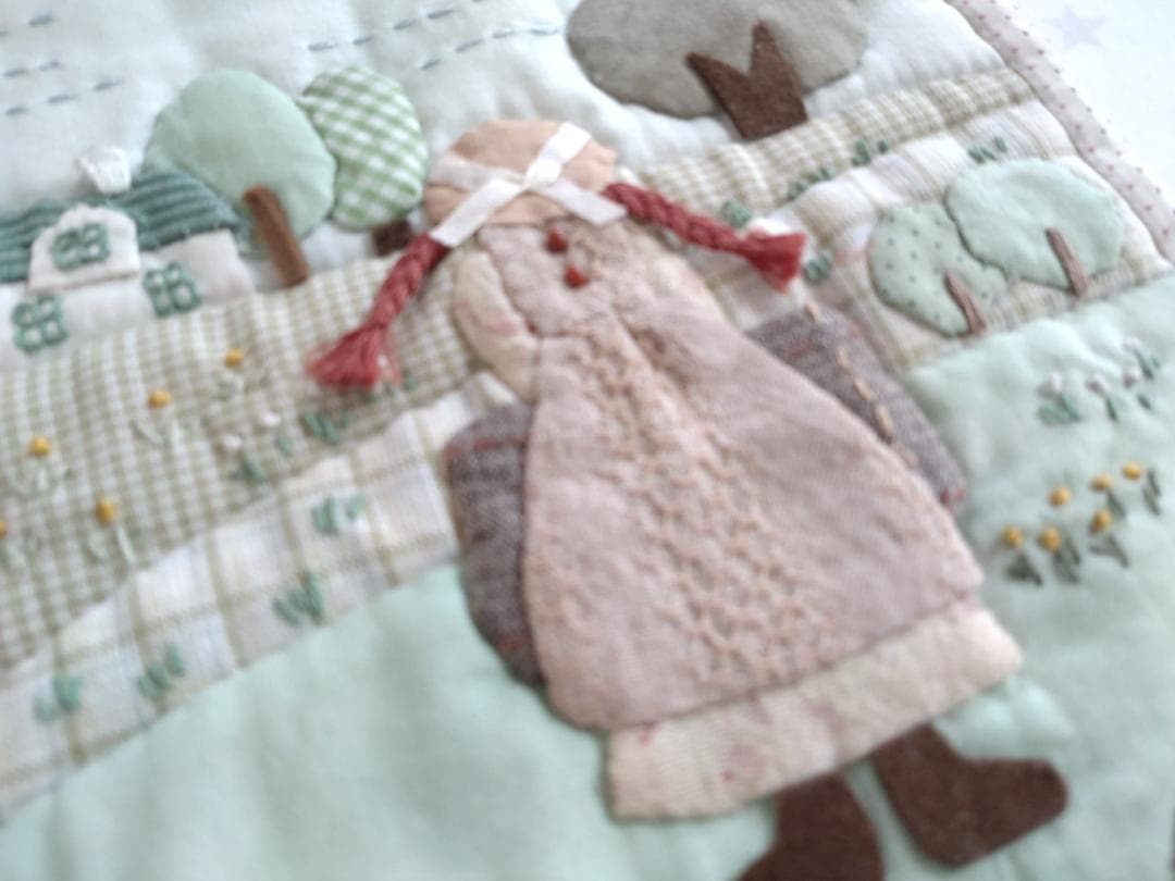 【レア】赤毛のアン　パッチワーク　タペストリー　ハンドメイド