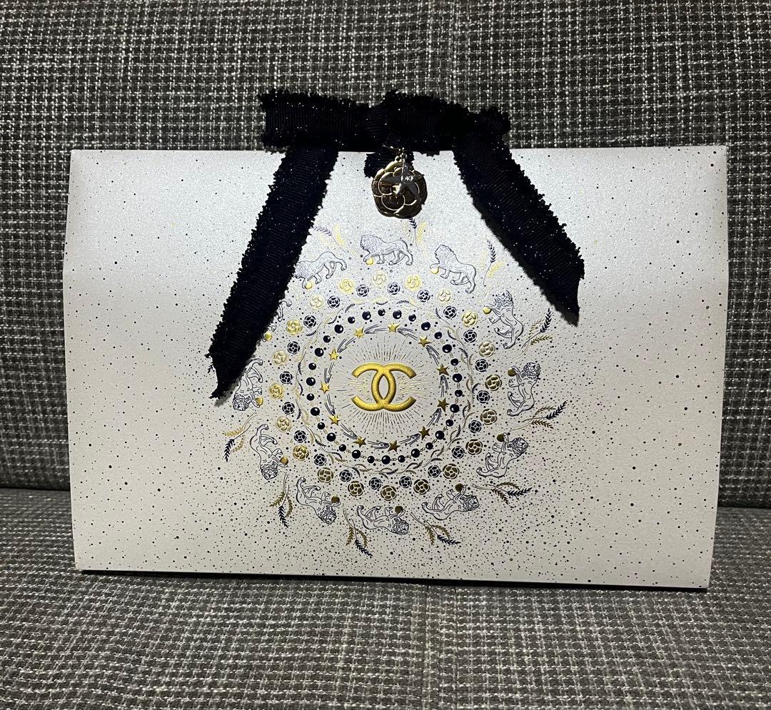 ★CHANEL★ホリデー限定ポーチ　クリスマス