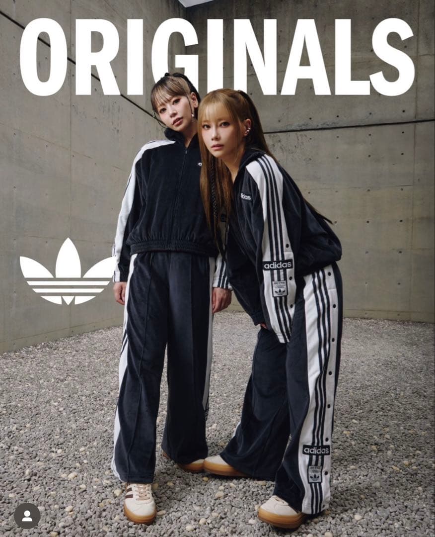 新品S⭐️当日⭐️adidas W ADIBREAK VELOUR TT 重盛さと美