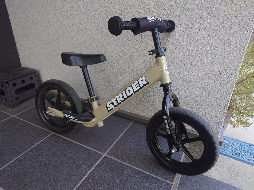 【美品】ストライダー STRIDER サファリ 2024年限定色