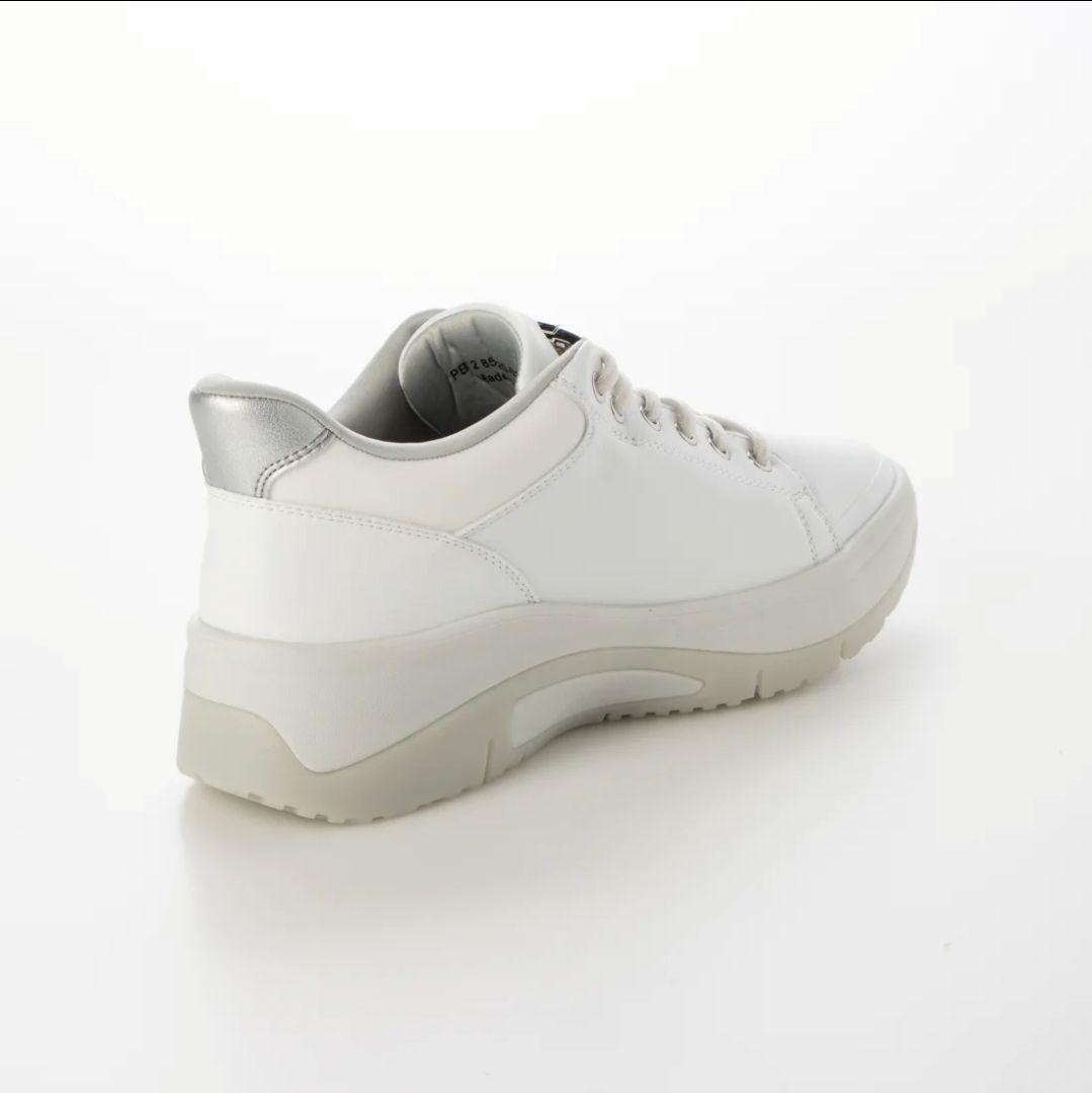 fitfit 新品未使用24cm ◆撥水ハンズフリースニーカー(ホワイト)