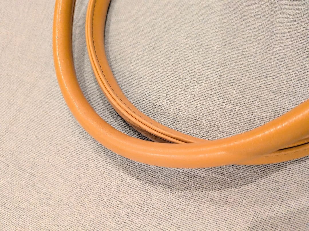 美品✨️イヴサンローラン ボストンバッグ 黒＆キャメル レザーハンドル　大容量