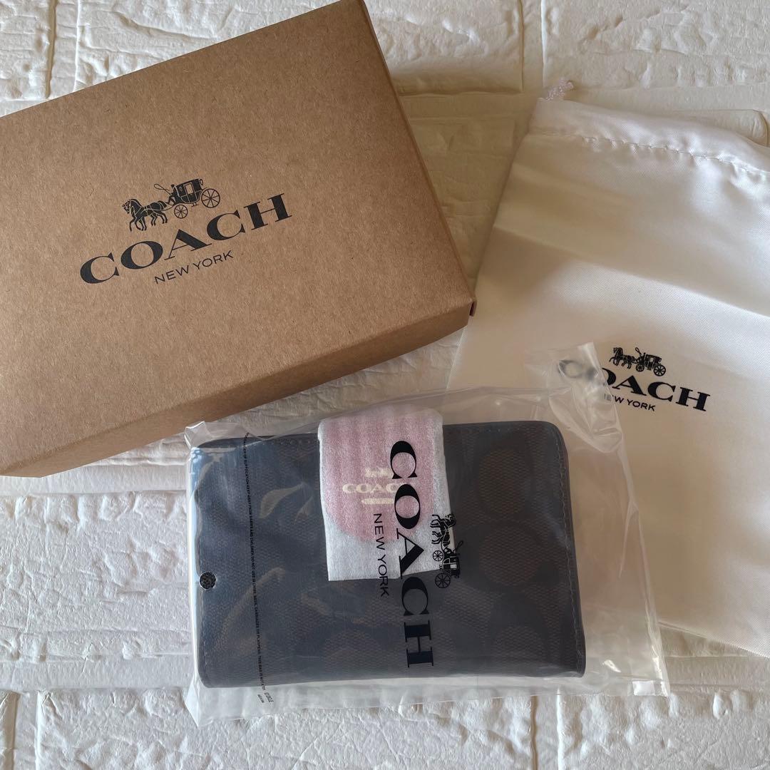 週末セール‼️ 新品COACH 二つ折り財布 ブラウン/レッド 赤 ギフト 箱付き