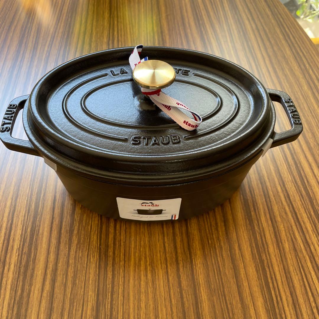 新品　staub ストウブ 「 ピコ ココット オーバル ブラック23cm 」