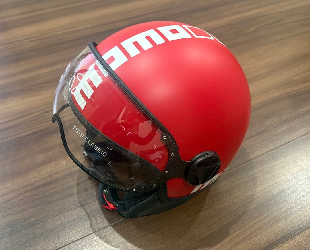 MOMO FGTR CLASSIC ヘルメット レッド