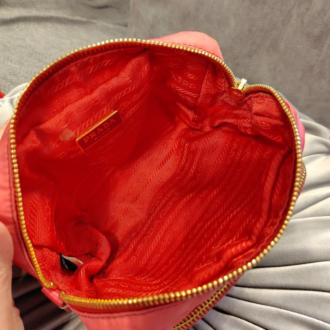 PRADA ピンク ナイロン ポーチ