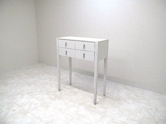 モダンデザイン　ホワイトコンソールテーブル　サイドボード　リビングボード