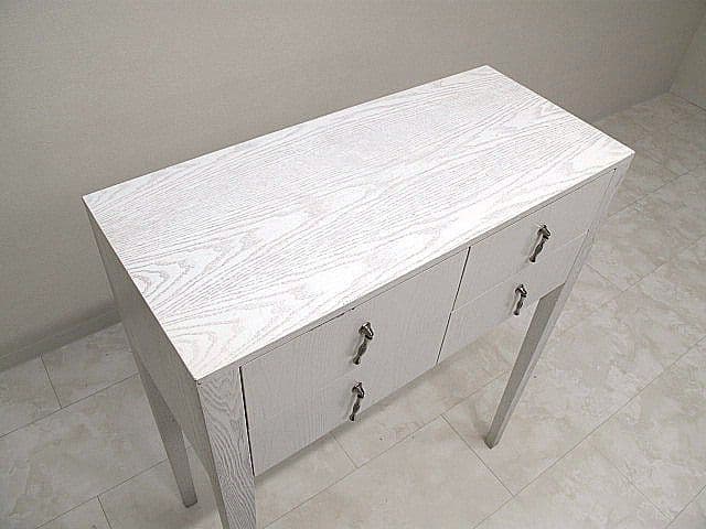 モダンデザイン　ホワイトコンソールテーブル　サイドボード　リビングボード