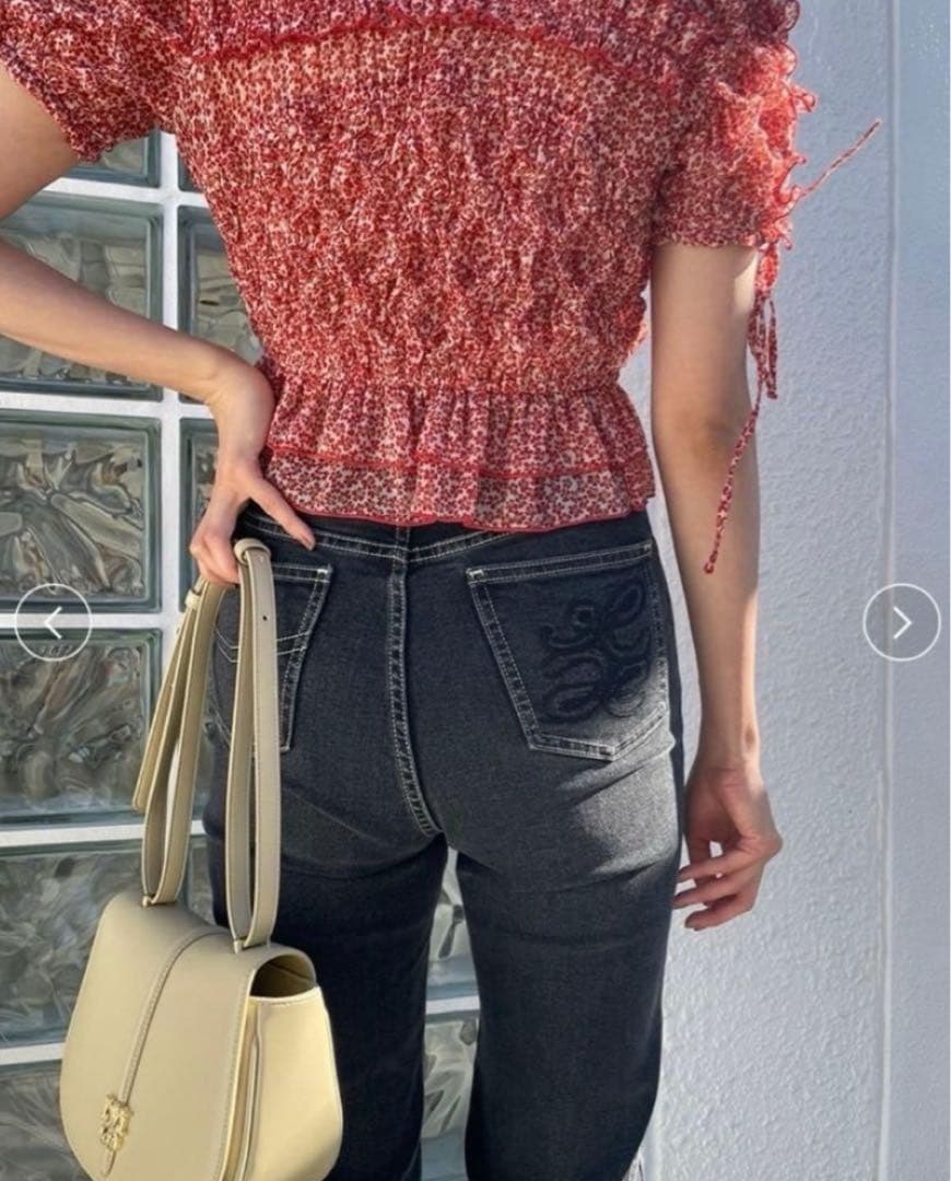 【美品】snidel スナイデル　ストレッチフレアデニムパンツ　ブラック　00