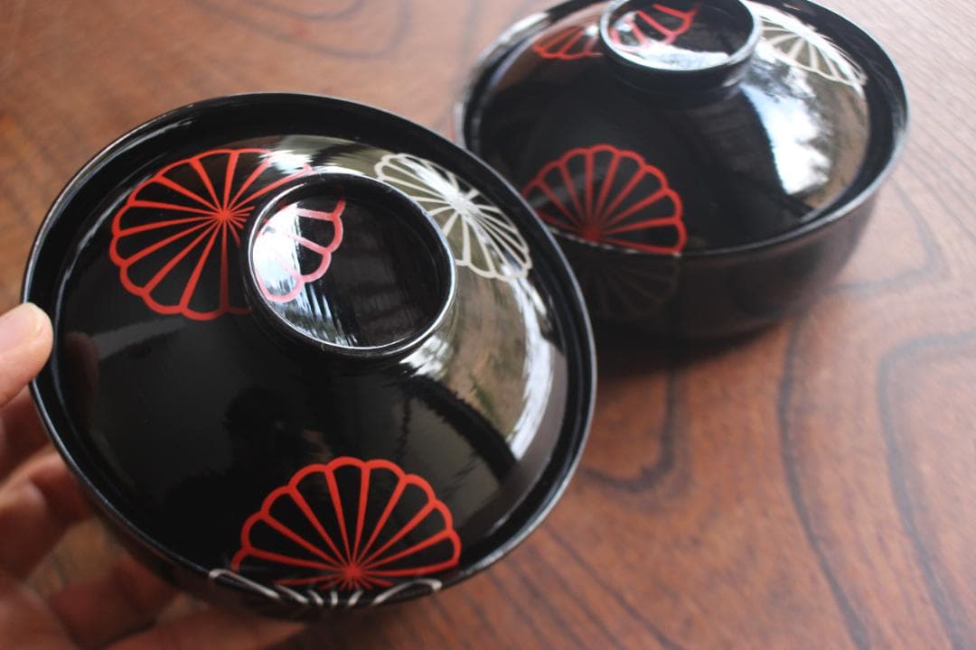 デッドストック！刷毛目黒漆に庸軒好み菊蒔絵の映える煮物椀2点（検京塗雑煮椀