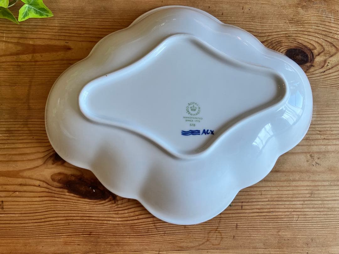 ぱゆ ロイヤルコペンハーゲン　ブルーパルメッテフラワープレート