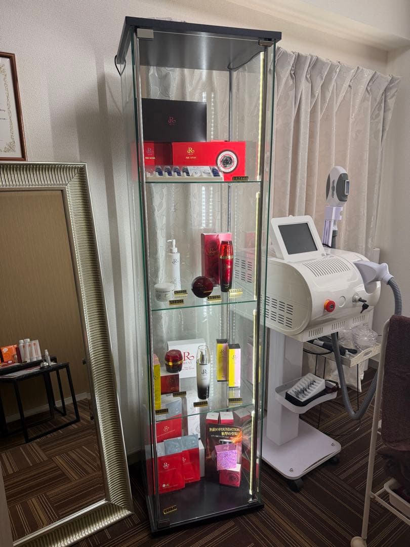 LEDライト付きガラスディスプレイケース