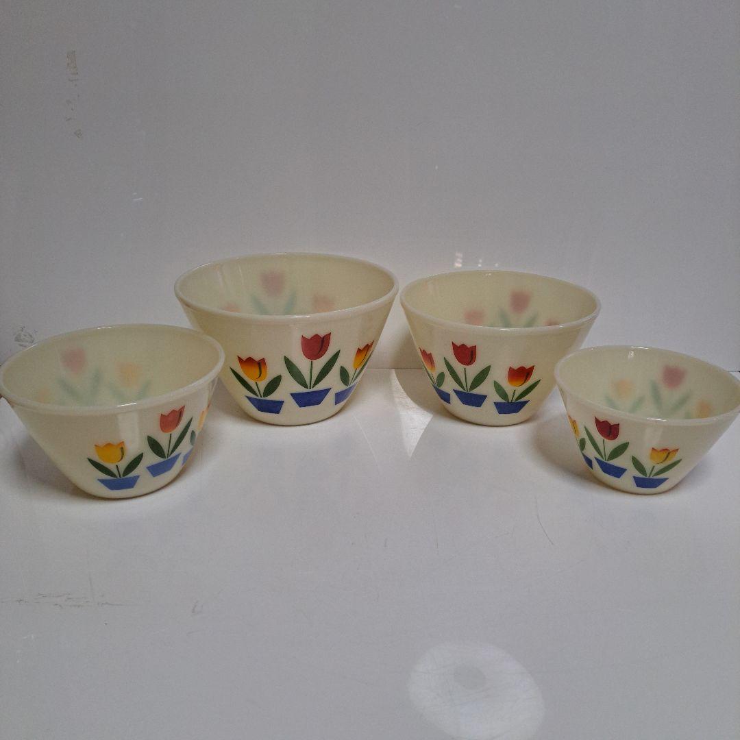 ファイヤーキング　Fire King　ミキシングボウル　チューリップ　アイボリー